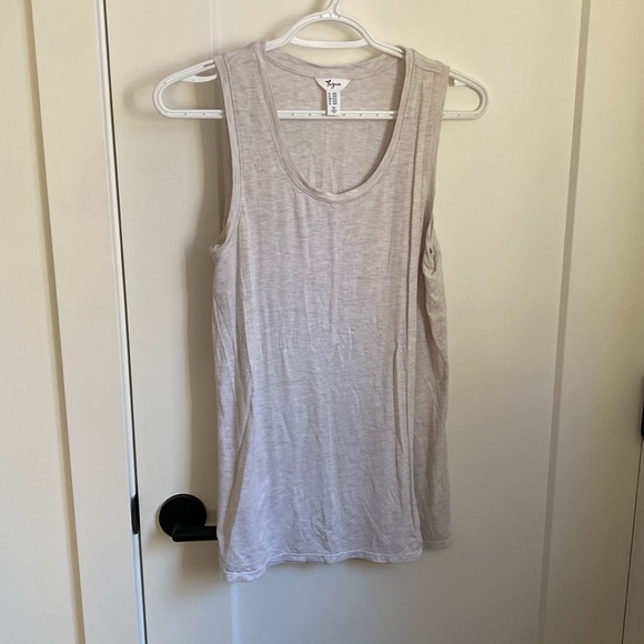 Thyme Maternity nursing tank - Picture 1 of 5